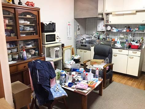 都営住宅から施設へ引越すための家財整理・清掃【東京都世田谷区】 Before
