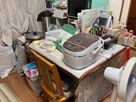 大型家具や家電の多い家の清掃と遺品整理【横浜市磯子区】 Before