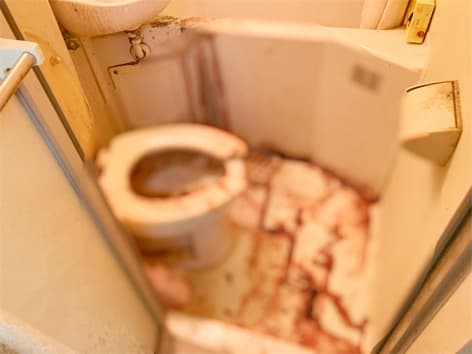 ユニットバスで起きた孤独死、設備工事まで行った特殊清掃を解説【東京都文京区】 Before