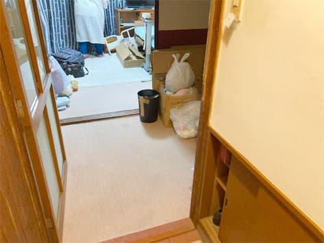 退去日が差し迫った遺品整理現場、福祉用具の返却まで一括対応【東京都世田谷区】 Before