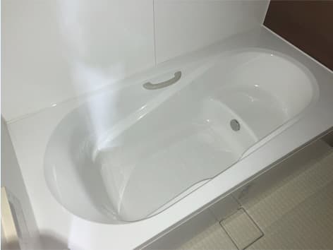 【神奈川県藤沢市】新築住宅の火災でユニットバスが煤汚染された復旧清掃の施工事例 After