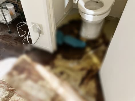 【東京都北区】特殊清掃の施工事例|単身住まいの親族が孤独死されたお部屋で実施した対応とは? Before