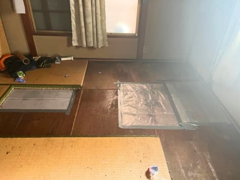【神奈川県川崎市川崎区】特殊清掃の施工事例|大量の体液汚染と害虫発生、応急処置に特化した孤独死現場への初動対応 After